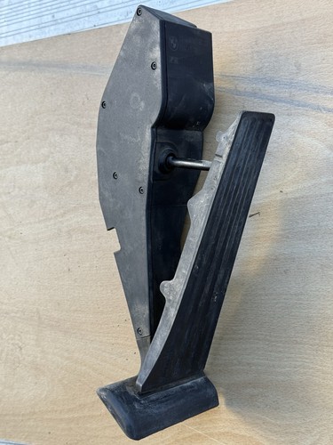 Bmw accelerator pedal module - bmw,