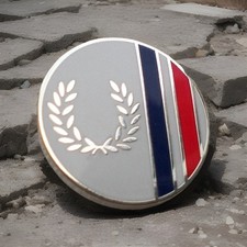 Fred Perry Laurel, Bradley