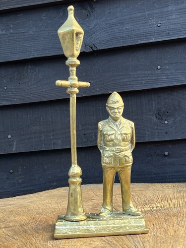 Vintage large heavy - &, brass