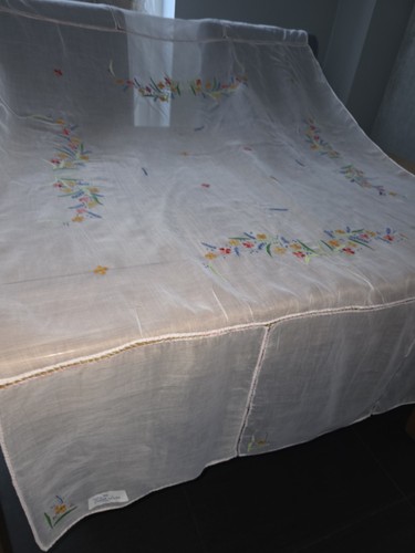 Vintage white semi sheer - semi,