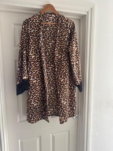 Ladies size brown animal - 14,