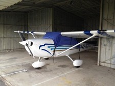 Cessna 182 SurLast  cabin and