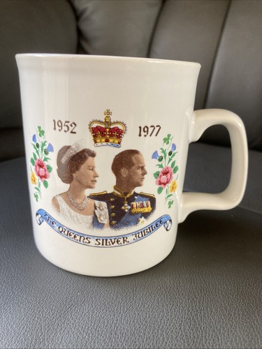 The queens silver jubilee mug - jubilee,