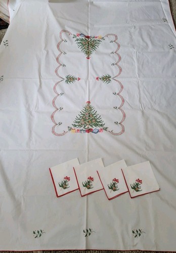 Vintage embroidered christmas - embroidered,