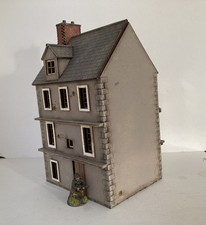 28mm European  building 28D Ready to use out of the box! 