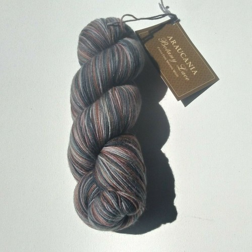 Araucania botany lace - 'botany, lace'