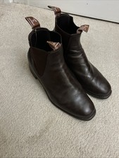 R. M. Williams Men's Formal