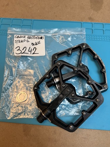 Crank brother stamp - crank, pedals