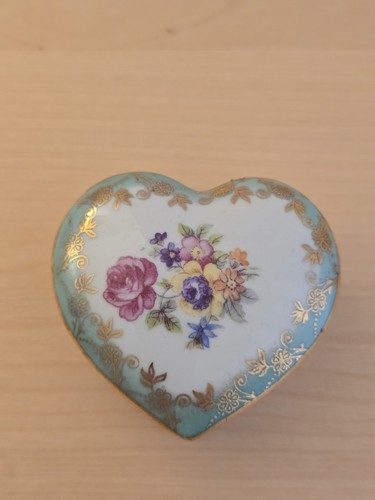 Dresden china heart - dresden,