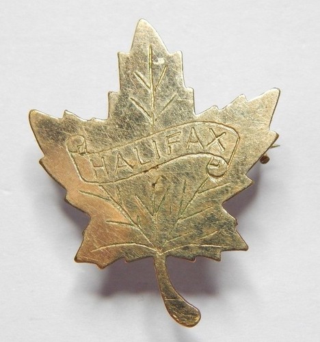 Gold plated canadian maple - gold,