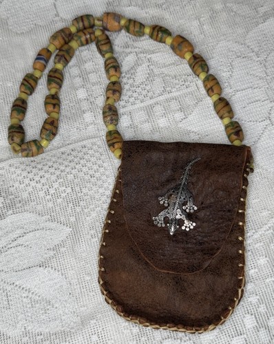 Vintage trade bead necklace - vintage,
