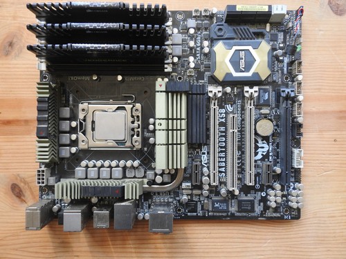 Asus sabertooth x58 - asus,