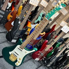 YAMAHA SGV700 Electric Guitar