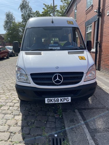 Mercedes sprinter minibus - mercedes,
