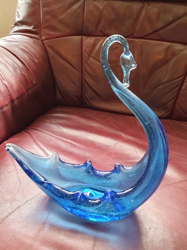 Vintage stunning hand - stunning, hand-blown