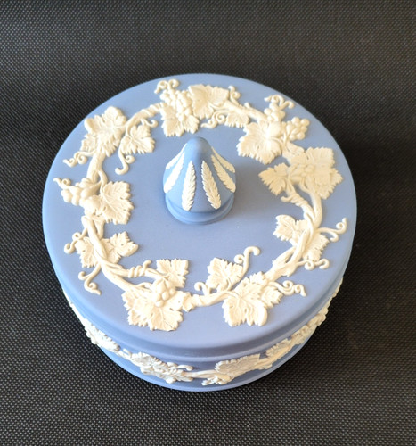 Wedgwood jasperware large - wedgwood,