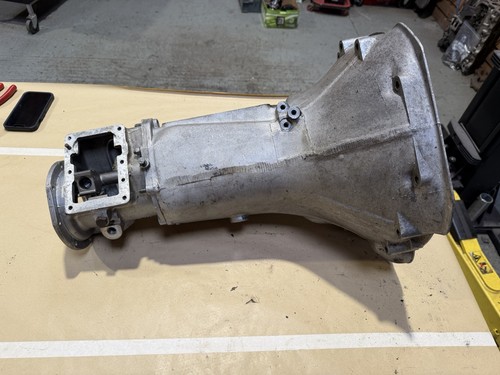 Mgb gearbox casing - gt, v8