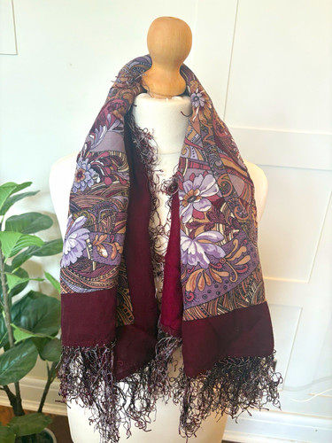 Authentic pavlovo posad - authentic,