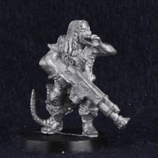 Necromunda Ratskin w/ Autogun
