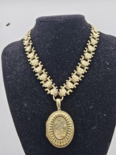 Victorian Collerette And