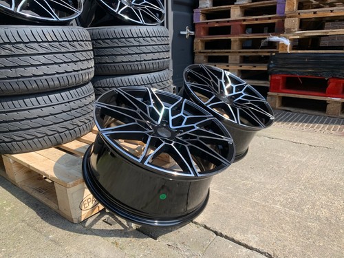 Bmw alloy wheels - 19”,