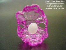 Tinted Pink GLASS PEARL CLAM