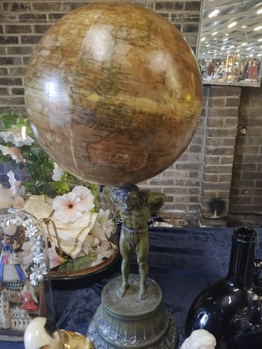 Antique atlas spelter - atlas, figure