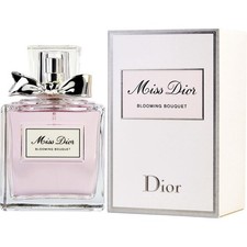 Miss Dior Spray blooming