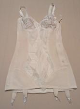 Vintage Silhouette "Firm