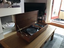 VINTAGE DYNATRON RADIOGRAM & GARRARD SP25 MK IV TURNTABLE IN WOOD BRASS CABINET