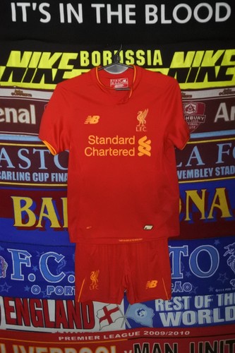 Liverpool boys 10 years - 4.5/5,