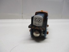 wooden thomas the tank engine train den