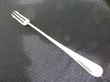 VINTAGE HM SILVER PICKLE FORK - SHEFFIELD 1960 - 27 GRAMS - 7" LONG