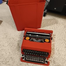 Olivetti Valentine Red