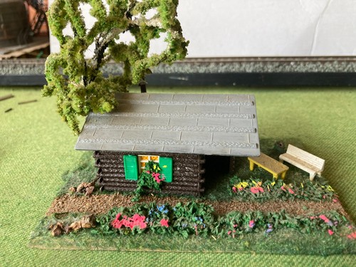 Small log cabin - log, diorama