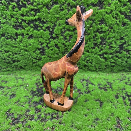 Wooden giraffes 18cm hand - giraffes,