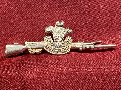 Ww2 the welch regiment silver - welch,