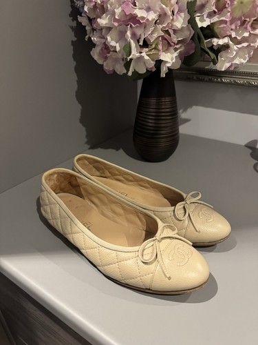 Authentic chanel ballet flats - authentic,