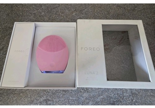 New boxed sealed foreo luna - new,,