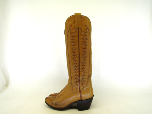 Sanders womens size wide - 4,