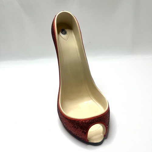 Stiletto wine bottle holder - wine,