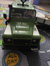 Bruder 1:16 Scale Land Rover Defender with Trailer and JCB Mini Digger Figure