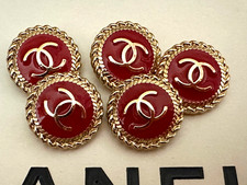 5 VINTAGE CHANEL BUTTONS 20mm