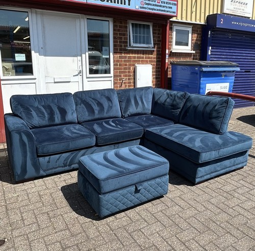 Dfs orka teal velvet - teal, shape