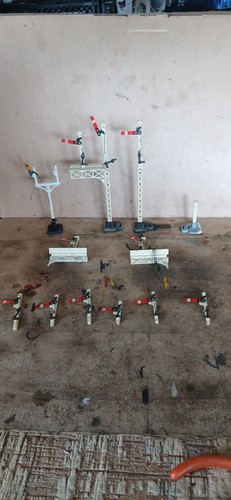 Hornby triang oo gauge - &,