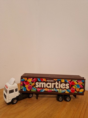 Smarties vintage corgi lorry - smarties,