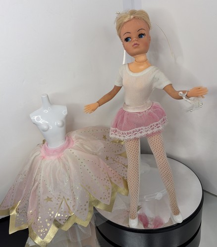 Sindy vintage active pedigree - vintage,