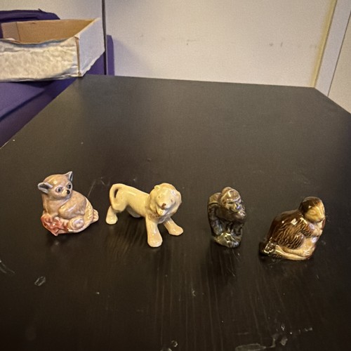 Job lot vintage wade - lot,