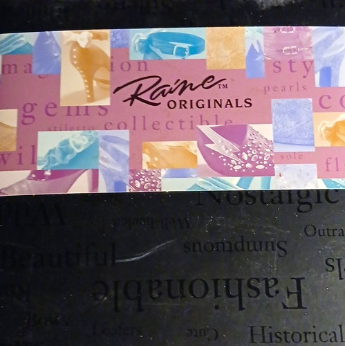 Just the right shoe raine - just,