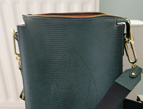 Amanda wakeley the adams - amanda,